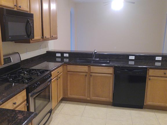 5th image of 3336 Tumbling River Dr