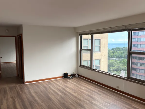 2970 N Lake Shore Dr APT 16F, Chicago, IL 60657