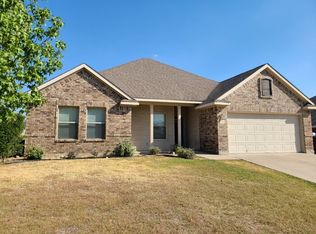 221 Water Oak Ln, Weatherford, TX 76086 | MLS #20624723 | Zillow