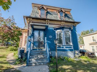 78 Oak St, Springfield, MA 01151