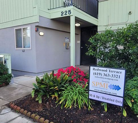 3rd image of 225 Redwood St APT 4