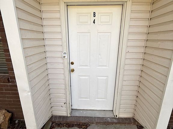 2nd image of 72-112 Sequoya Dr #72-B4