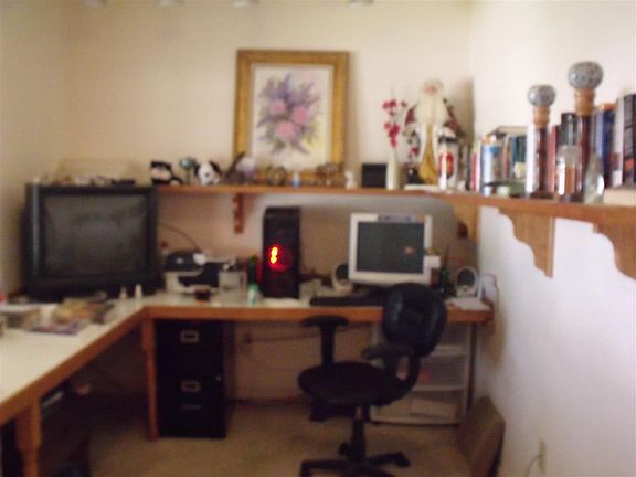 3rd image of 821 S Johns Ave