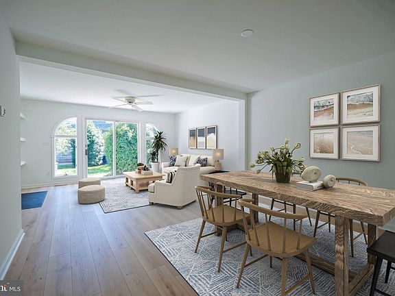 2nd image of 6 Henlopen Gdns