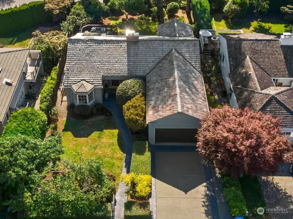 10325 15th Avenue NW, Seattle, WA 98177