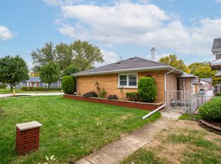 9044 S 50th Ave, Oak Lawn, IL 60453