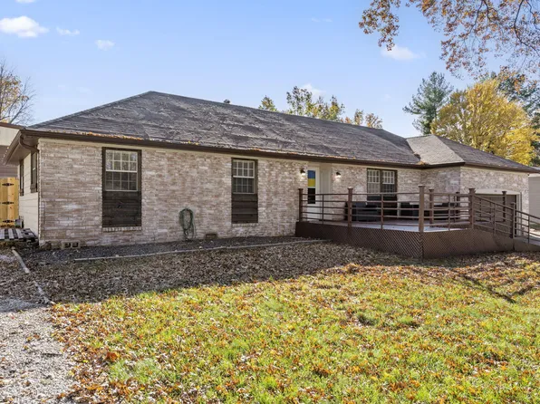 660 W Village Street, Springfield, MO 65807