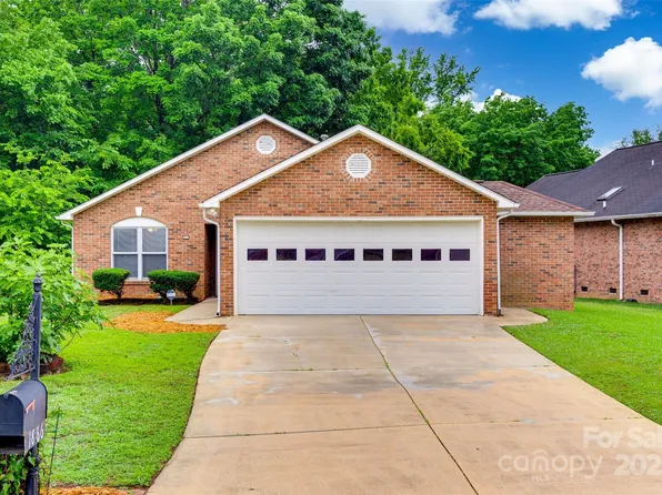 1866 Charter Dr, Rock Hill, SC 29732