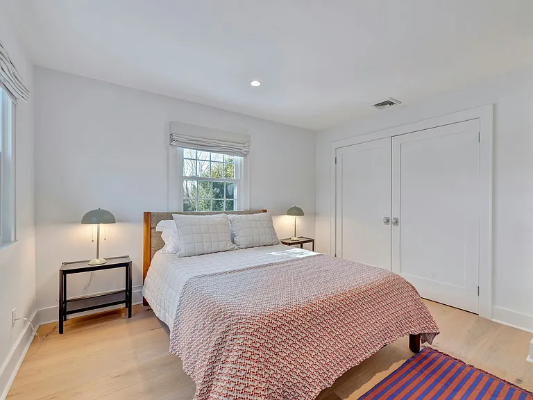 110 Sleepy Hollow Ln — Photo 21