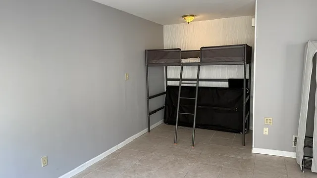 115 Abingdon Ave #1F — Photo 3