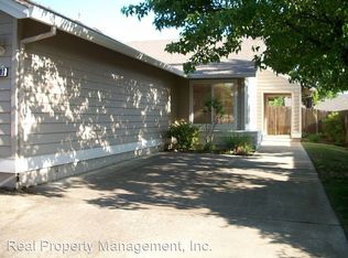 4310 Lynbrook Loop APT 2, Redding, CA 96003