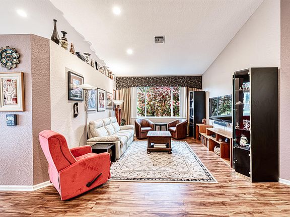 5th image of 8796 Bellido Cir