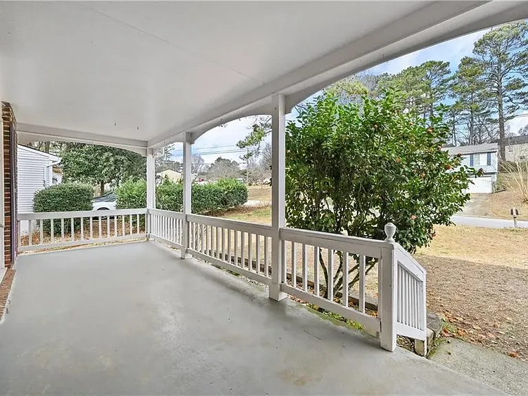 4608 Rosemear Ct — Photo 8