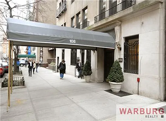 Sold by Warburg | media 26