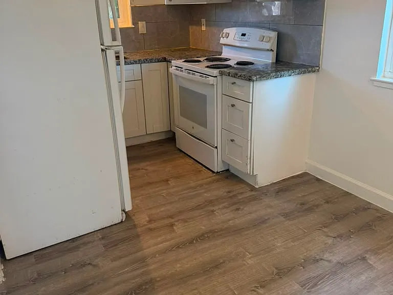 1640 Adams Ave #4 — Photo 4
