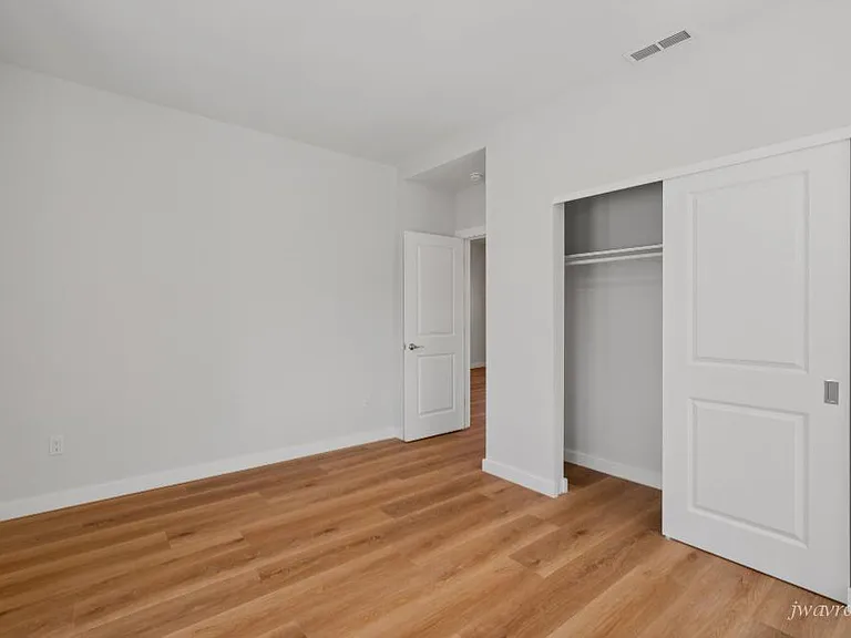 5010 Geary Blvd #2 — Photo 11