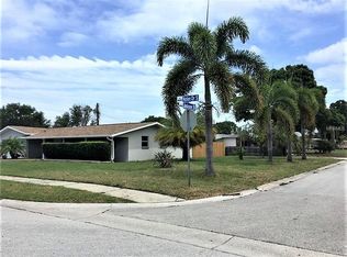 2371 Nolan Dr, Largo, FL 33770