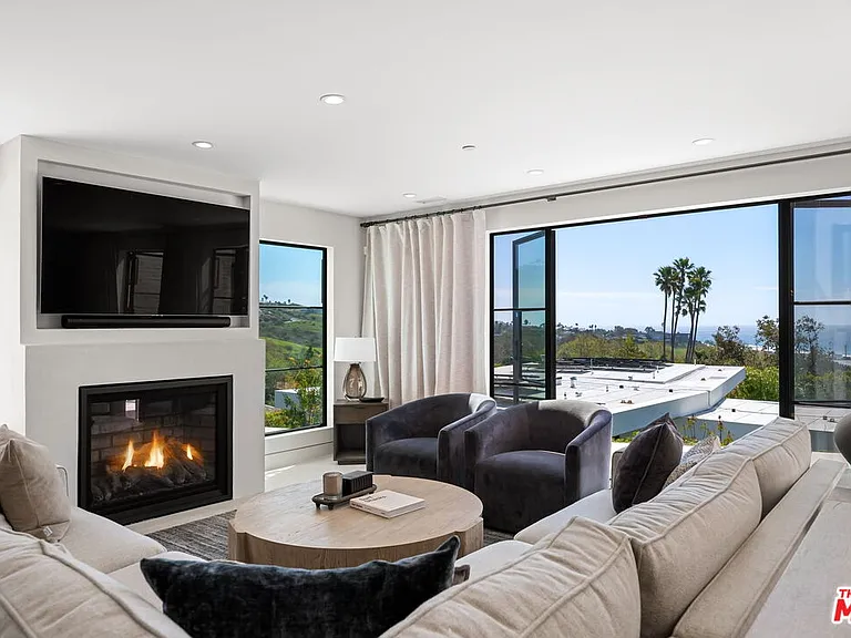 6326 Trancas Canyon Rd — Photo 8