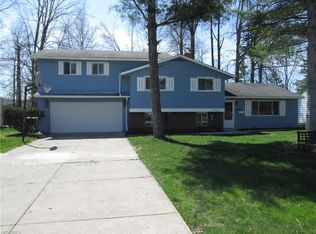 28491 Elder Dr, North Olmsted, OH 44070