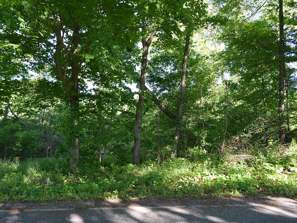 2nd image of 4185 Whites Bridge Rd