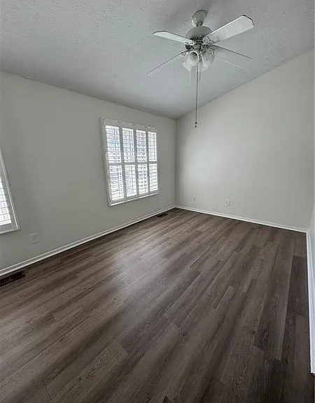 2907 Queen Anne Ct — Photo 14