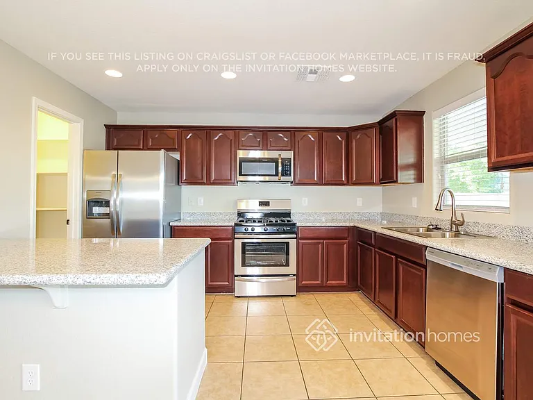 17706 W Maya Way — Photo 8