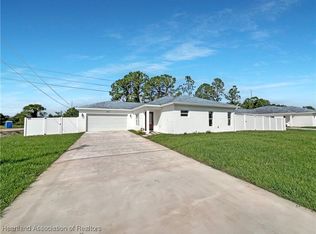 811 Renault Ave, Sebring, FL 33872