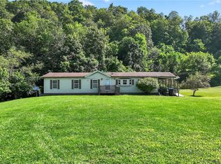 120 Blythe Rd, Morgan, PA 15064