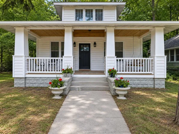 103 S Taylor St, New Buffalo, MI 49117