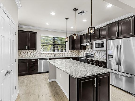 3rd image of 20304 Corkscrew Shores BLVD