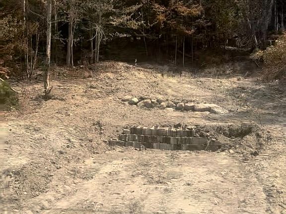 3rd image of 757 Pond Road
