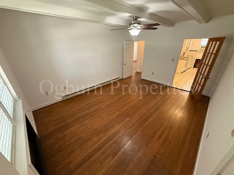 1306-1318 Glade St — Photo 18