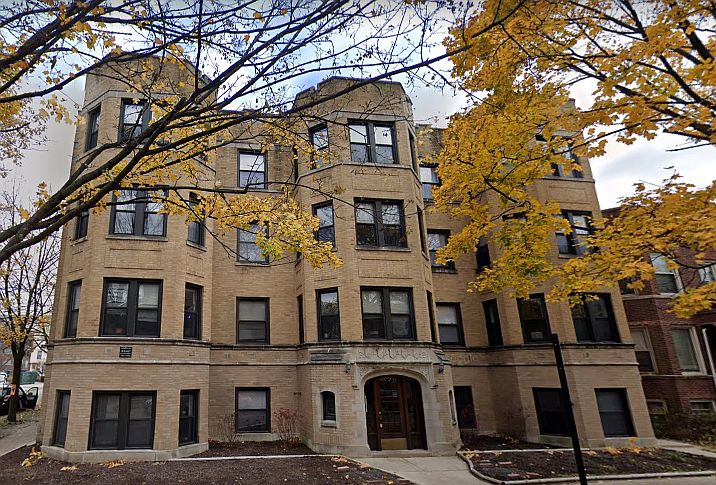 1st image of 4457 N Artesian Ave #2