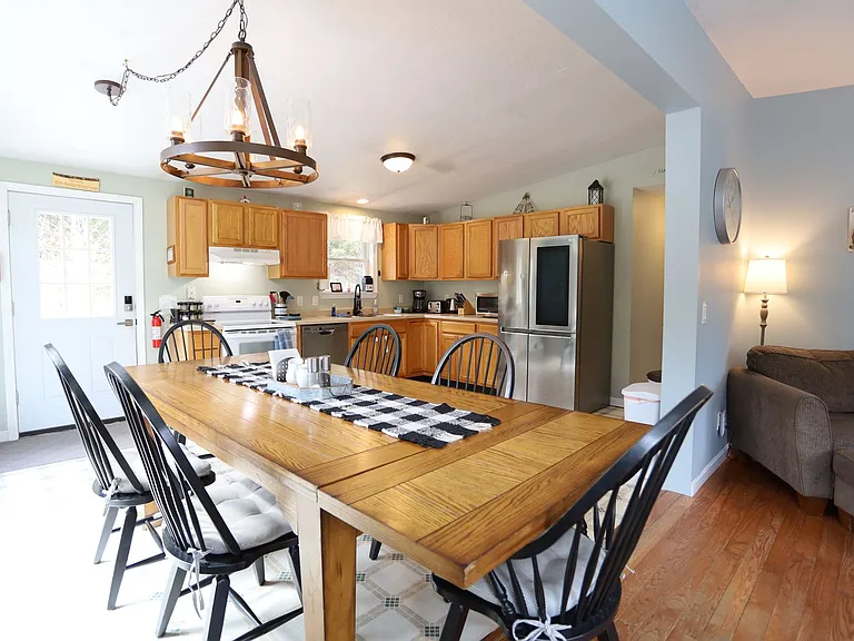 76 Bog Rd — Photo 2