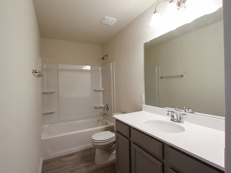 17004 Alturas Ave — Photo 29