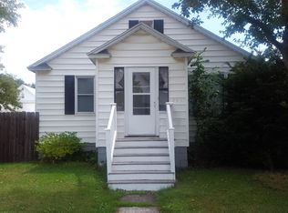 919 Augusta St, Sault Sainte Marie, MI 49783