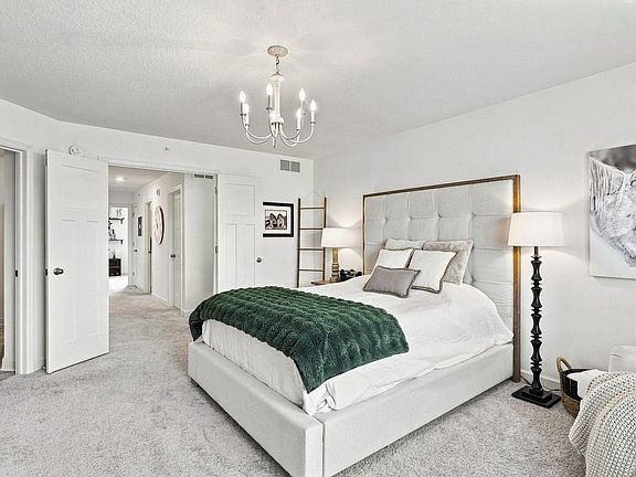 5th image of 1505 Camden Ct