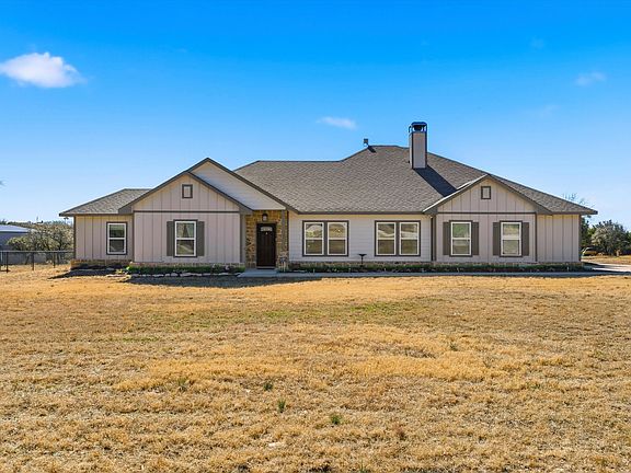 2nd image of 123 Kriston Ln