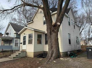 419 E 9th St, Waterloo, IA 50703
