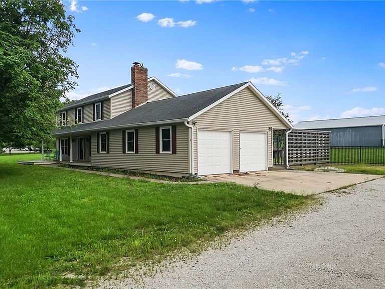 Listing photo 4