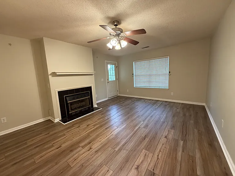 2936 B Mulberry Ln #1 — Photo 7