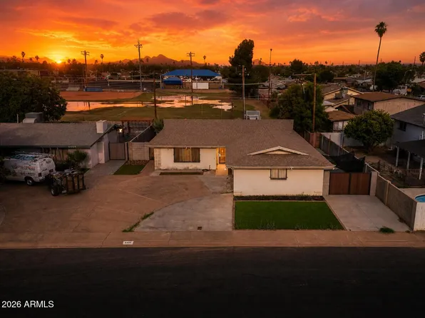 6405 N 44th Avenue, Glendale, AZ 85301