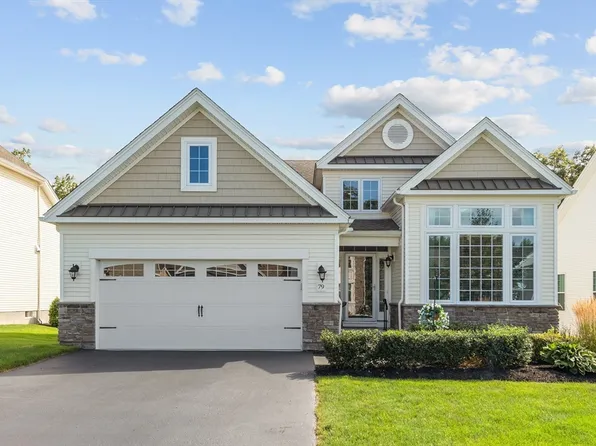 79 Pine Tree Dr Unit 70, Methuen, MA 01844