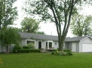 6287 Hermana Rd, West Bloomfield, MI 48324