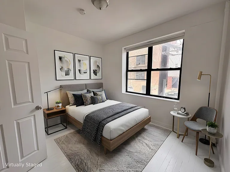 25 Rock St #2 — Photo 7
