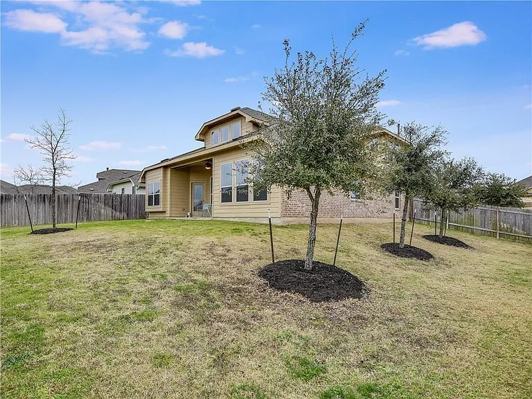 500 Cardenas Ln — Photo 20