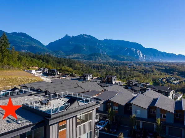 41328 Skyridge Pl #301, Squamish, BC V8B 1A4