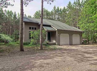 16405 W Hunt Club Rd, Lake Ann, MI 49650