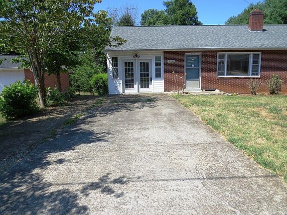 2nd image of 318 Greyson St