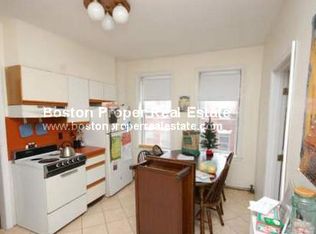 50 Phillips St APT 7, Boston, MA 02114